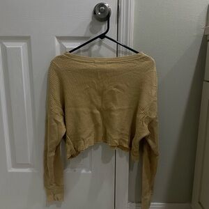 Aeropostale yellow sweater